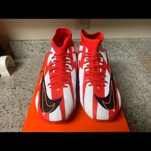 Soccer Cleats ONLY WORN 2 TIMES